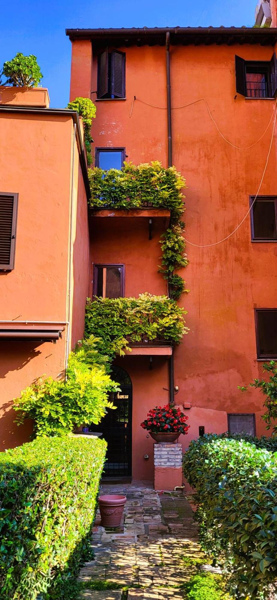 Apartment The Gem - Trastevere Cozy Retreat With Pool