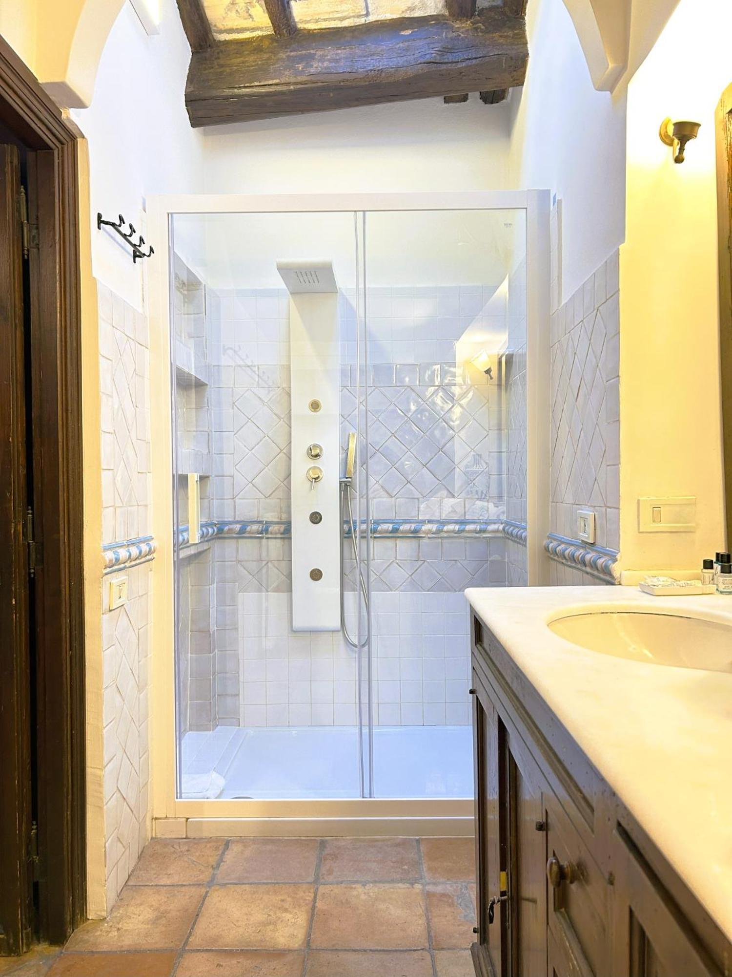 The Gem - Trastevere Cozy Retreat With Pool